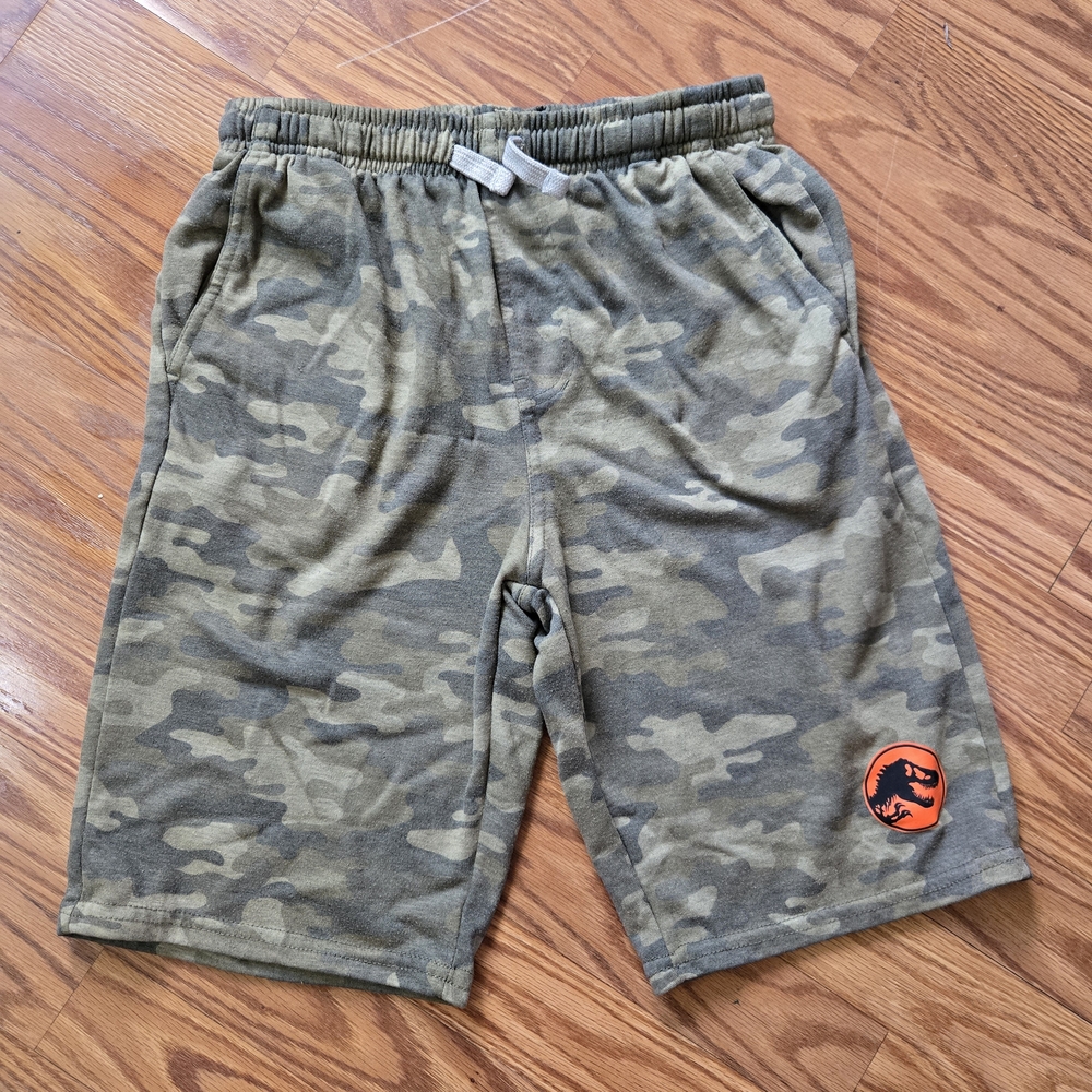 Jurrasic World Boys Camouflage Shorts Size 14/16
